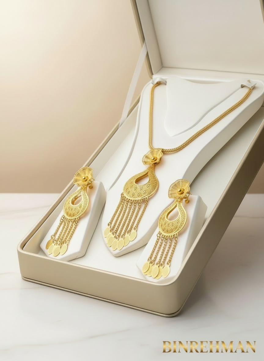 Gold plated nackless set
