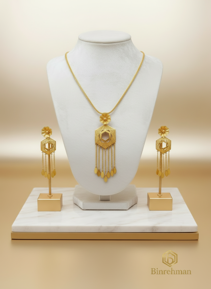 Royal Wedding Jewelry Set – Necklace, Pendant & Earrings