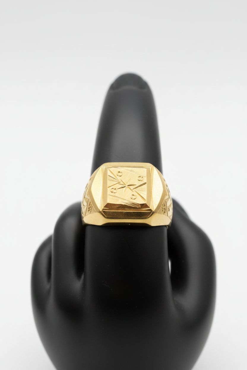 Majestic Men's Gold-Polished Signet Ring with Starburst Engraving