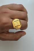 Majestic Men's Gold-Polished Signet Ring with Starburst Engraving
