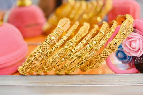 Elegant & Stylish Beautiful Bangles Set With Fancy Jewelry Box Free❤️